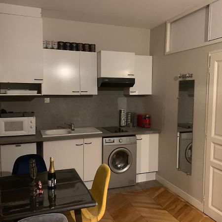 Appartement Centre Fontainebleau Exteriör bild